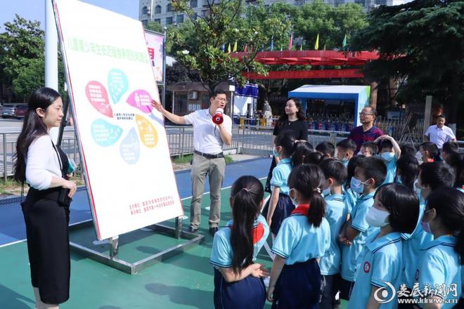 zoty中欧体育娄底市疾控中心开展第34个中国学生营养日宣传